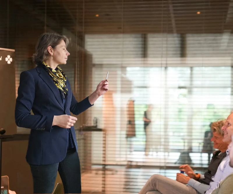 Снимка на Запис от курс: Управление на дентална практика. Формулата за печалба, екип и контрол