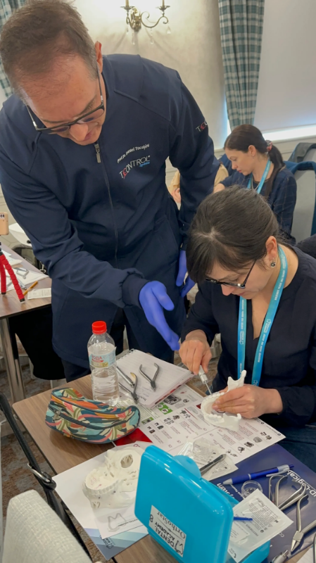 Снимка на Добре дошли в света на ортодонтията. Биомеханика в ортодонтията и принципи на движението на зъбите. Двудневен курс.