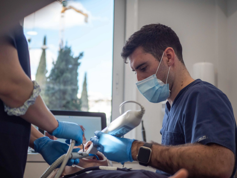 Снимка на Лечение на деца с алайнери