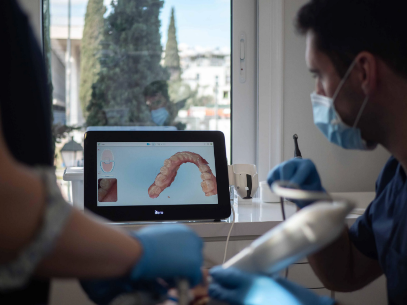 Снимка на Лечение на деца с алайнери. Вертикални проблеми. Двудневен курс.