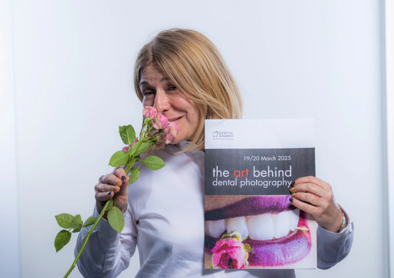 Снимка на Интраорална и екстраорална дентална фотография - диагностика, презентация и маркетинг