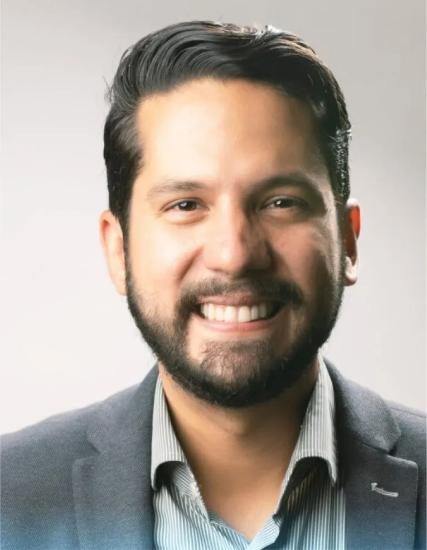 Снимка за лектор Д-р Виктор Герреро