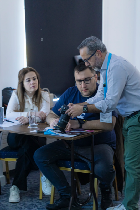 Снимка на Интраорална и екстраорална дентална фотография - диагностика, презентация и маркетинг